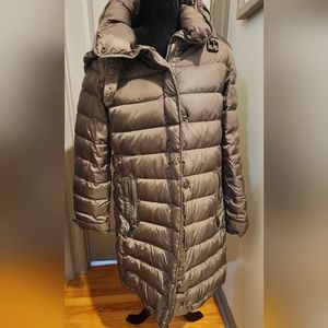 Burberry women's down puffer coat hooded
